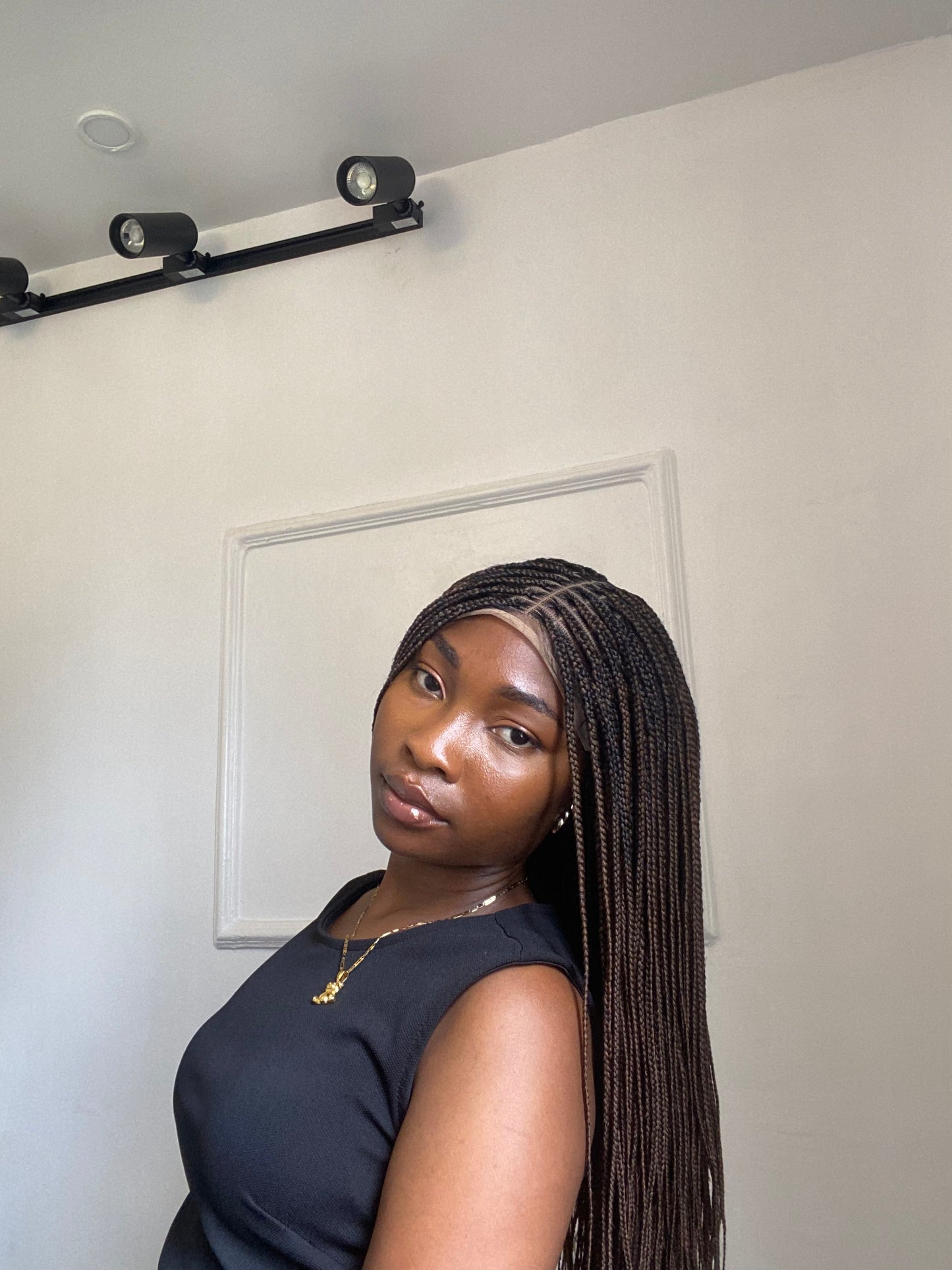 Small knotless On 7*7 Lace closure