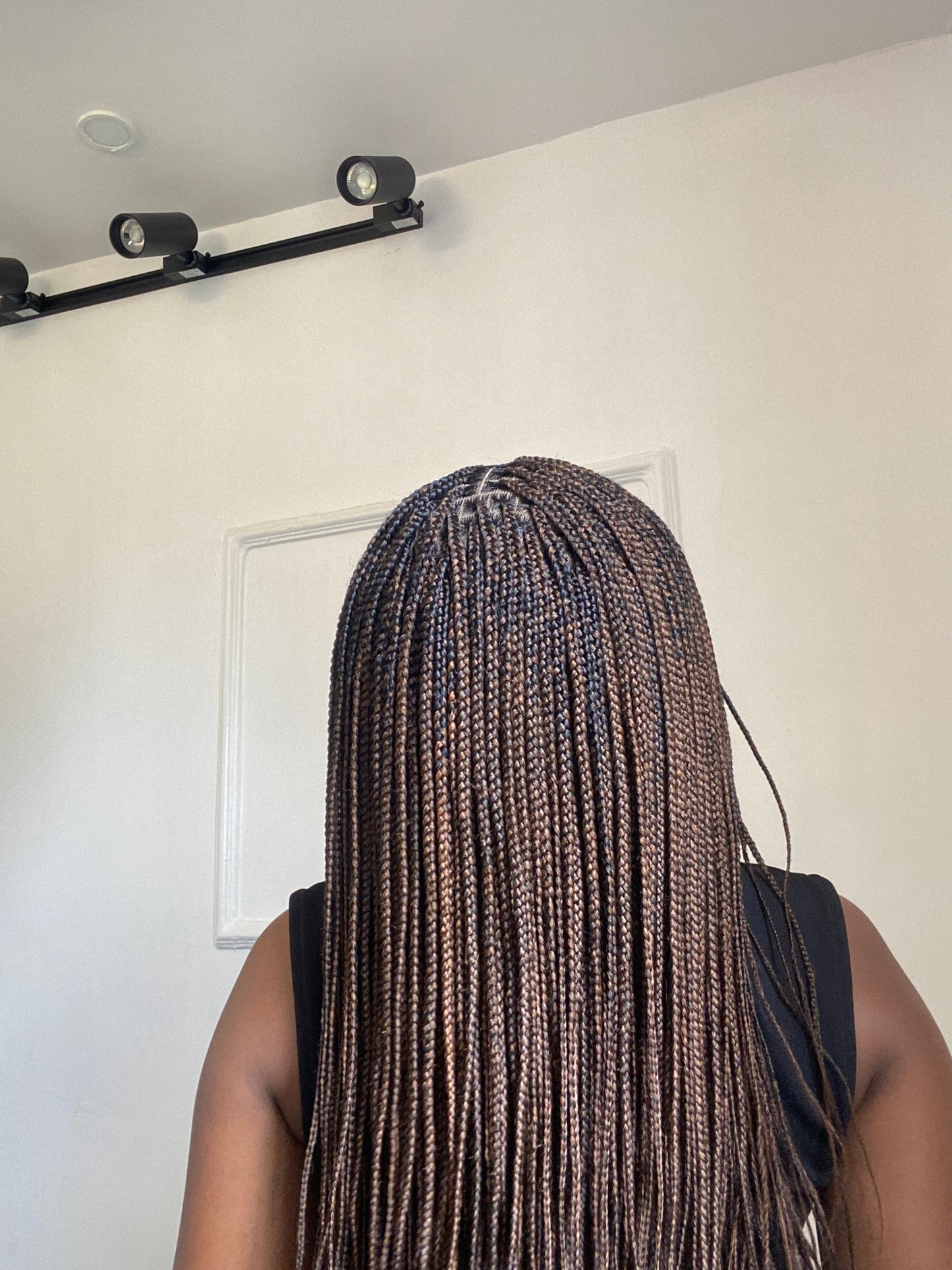 Small knotless On 7*7 Lace closure