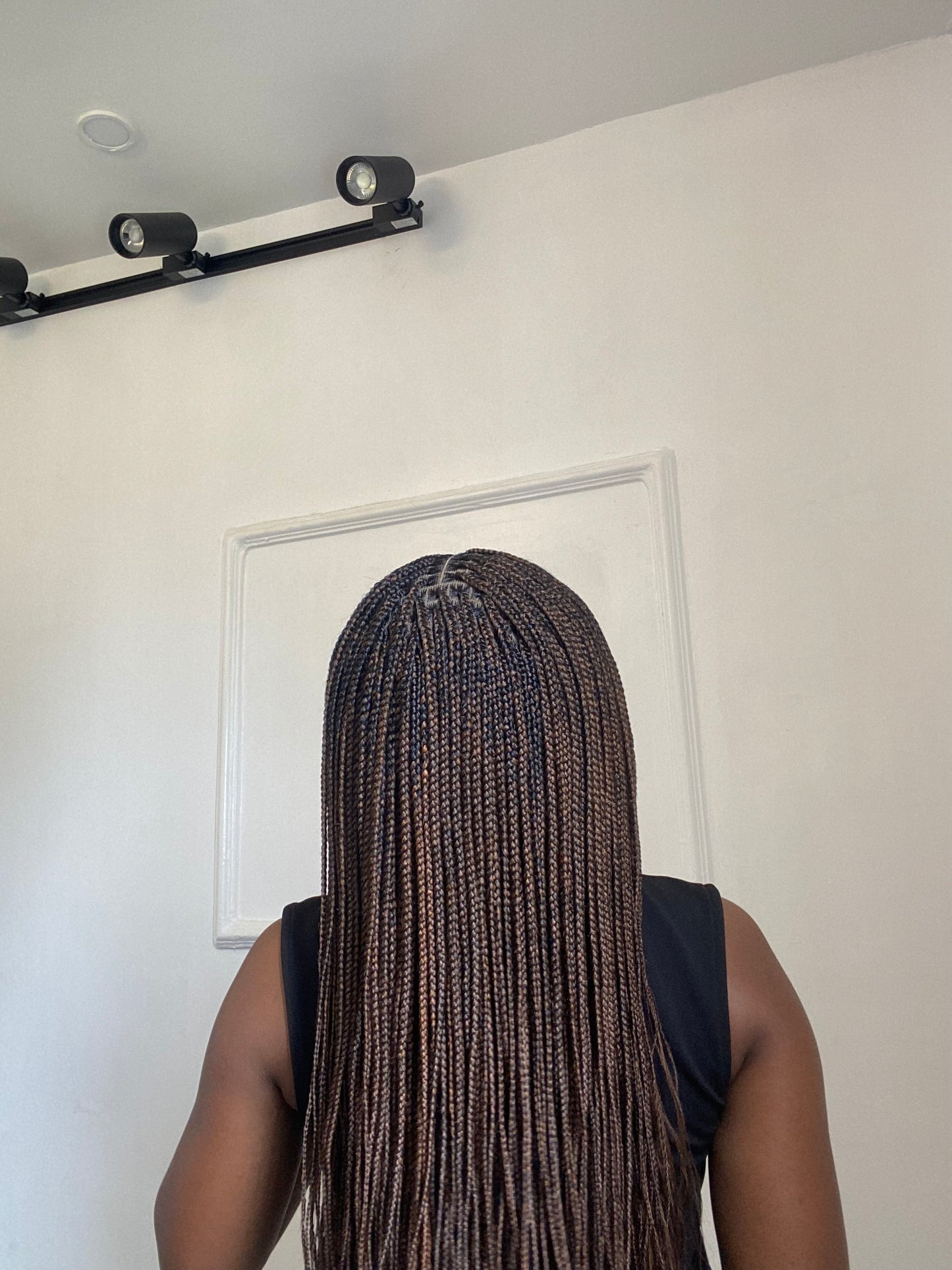 Small knotless On 7*7 Lace closure