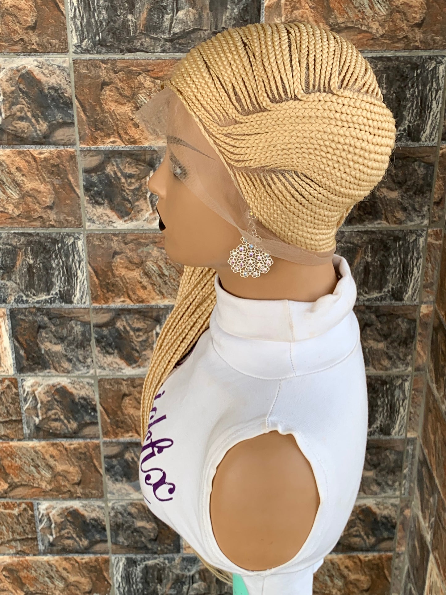 Lemonade Braids — Full Lace Wig, 28 Inches